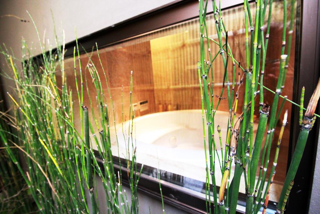 Hosta Nijo Sen Villa Kyoto Exterior foto